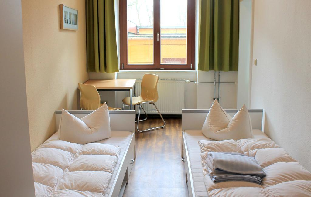 Younior-Hotel Stralsund Exterior foto